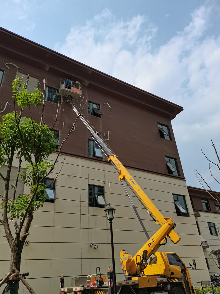 招聘c1蓝牌高空车驾驶员