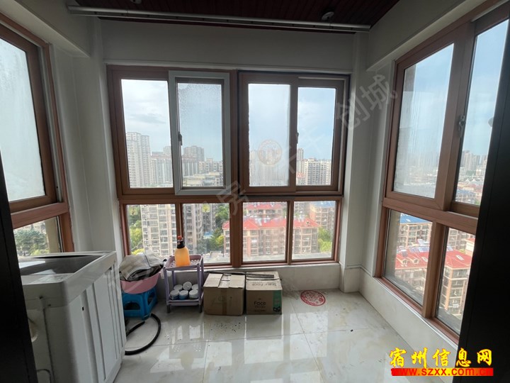 云集对面港利锦绣江南独立一室一厅800/月押一付一