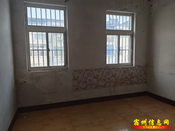 三十处小区南区 3楼,产证面积50平方,有加盖 实际使用面积