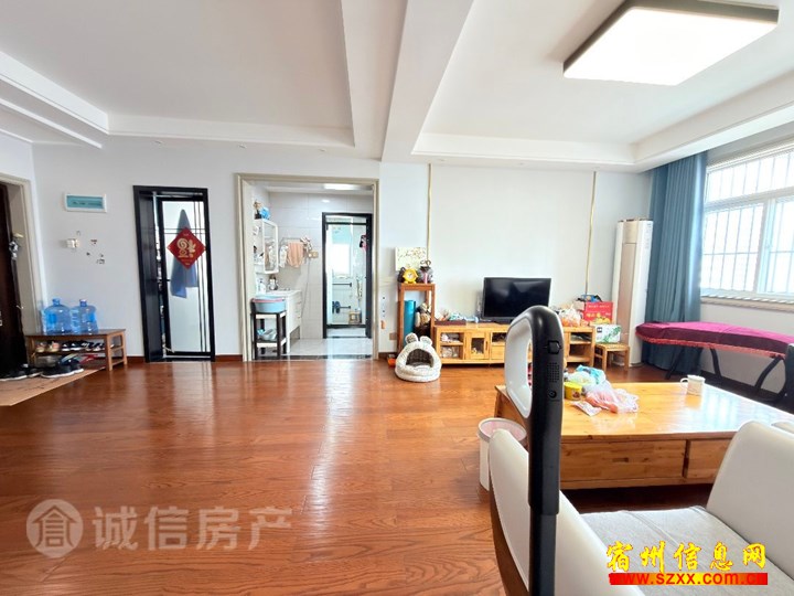 浍淮苑 东边户 精装花了20多万 急售