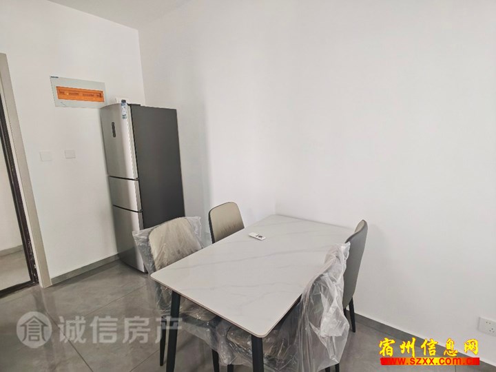乐天佳苑,中装家具家电齐全厨卫齐全拎包入住中层