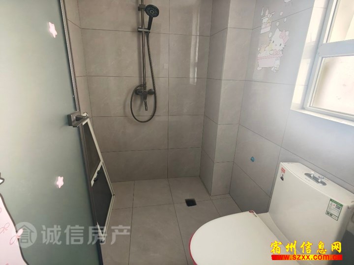 乐天佳苑,中装家具家电齐全厨卫齐全拎包入住中层