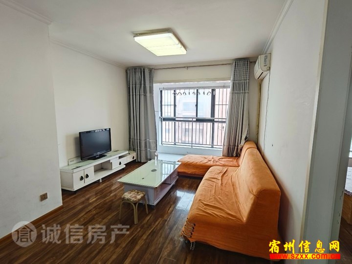 凯旋门小区 精装2室 保养很好