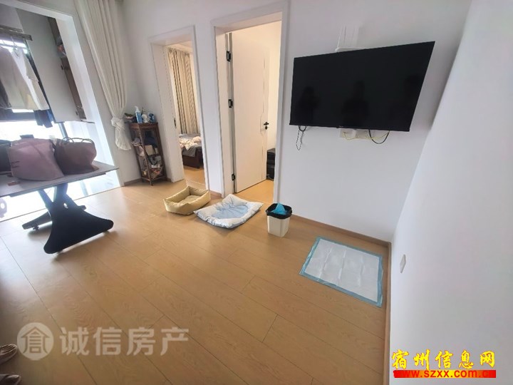 国购旁马号精装修2室1000/月家具齐全