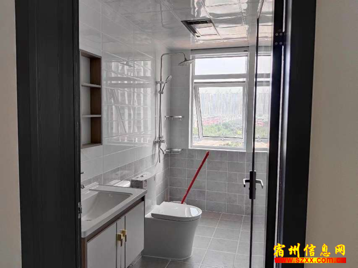 唐园小区三室两厅家具家电齐全精装1200