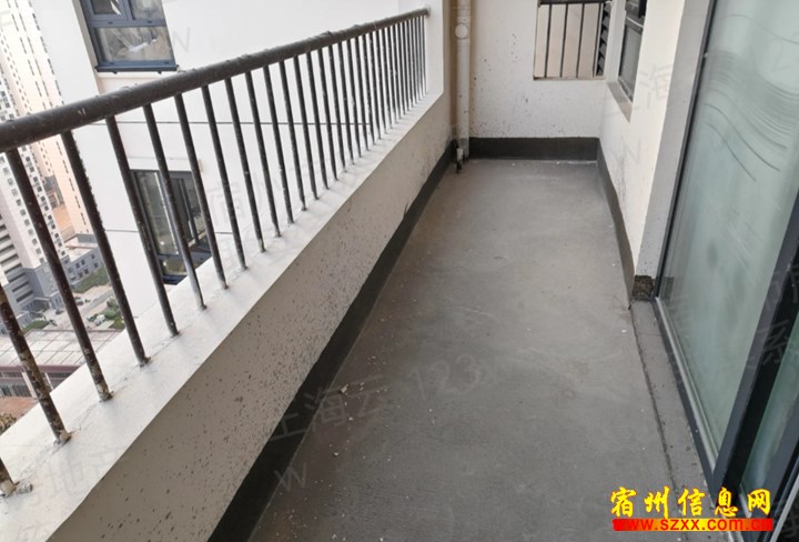 晋鸿里东边户,120平,40啦万