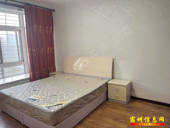港利锦绣江南 精装两室两厅 700元每月 拎包住