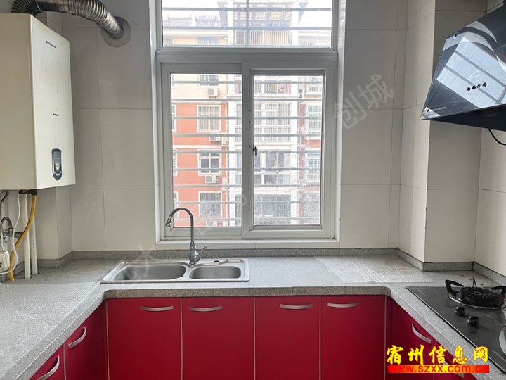 港利锦绣江南 精装两室两厅 700元每月 拎包住