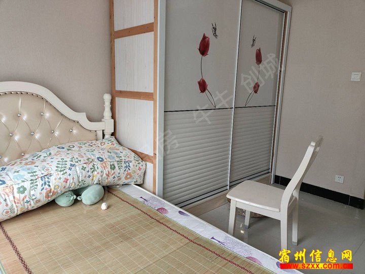 光彩城美庐奥城700一月