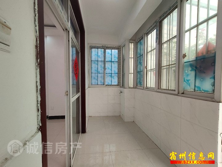 恒丰嘉苑,,一楼带院子,老一中校区