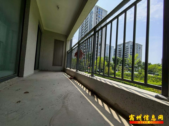 祥生云湖悦+名校+东边户+2楼日照充足115平 ,47万