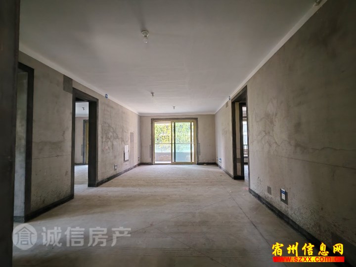 青山澜岛 3室2厅2卫1阳台毛坯,