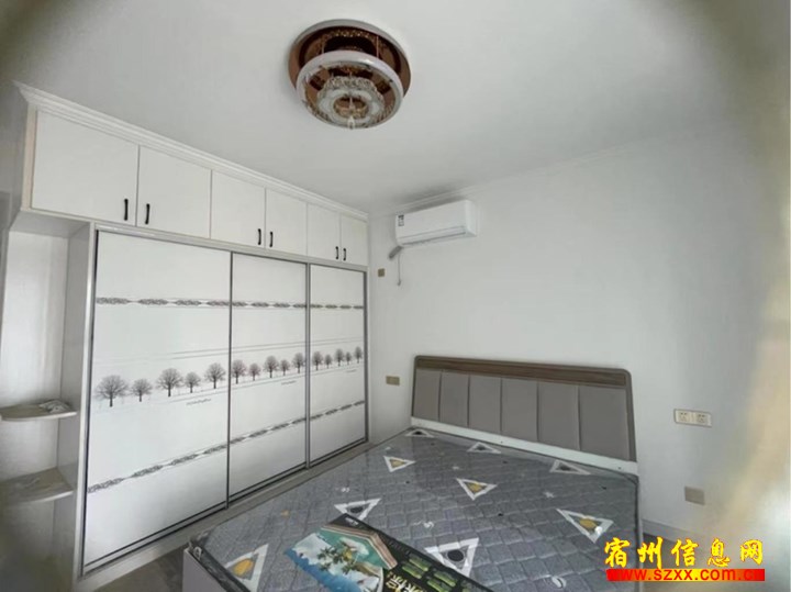东关火车站旁华府春天西区精装四室1200拎包就住