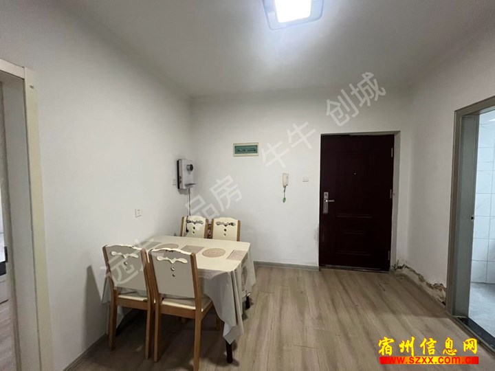 皖北医院旁精装两室800/月 可拎包入住