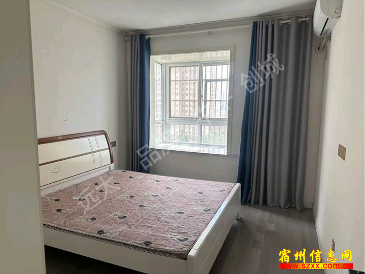 南翔一中 莲花苑北区 三室两厅 1100/月