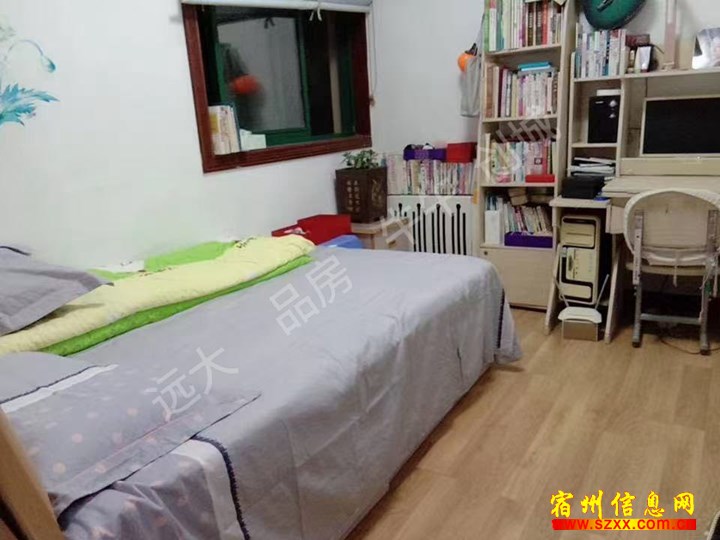 拂晓报社附近精装修三室两厅833/月包物业可随时看房