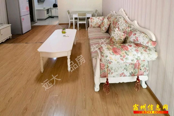 华夏世贸精装修一室一厅 诚心出租家具家电齐全