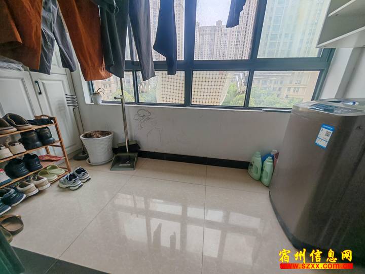 三角洲公园旁 公园道一号 精装三室 这套太合适了