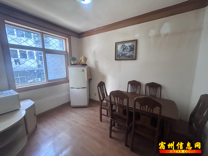 急租550吉房北苑小区二楼三室98平配置齐房东好说话
