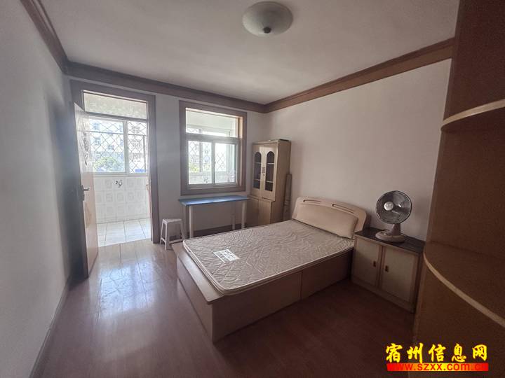 急租550吉房北苑小区二楼三室98平配置齐房东好说话