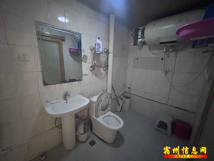 急租550吉房北苑小区二楼三室98平配置齐房东好说话