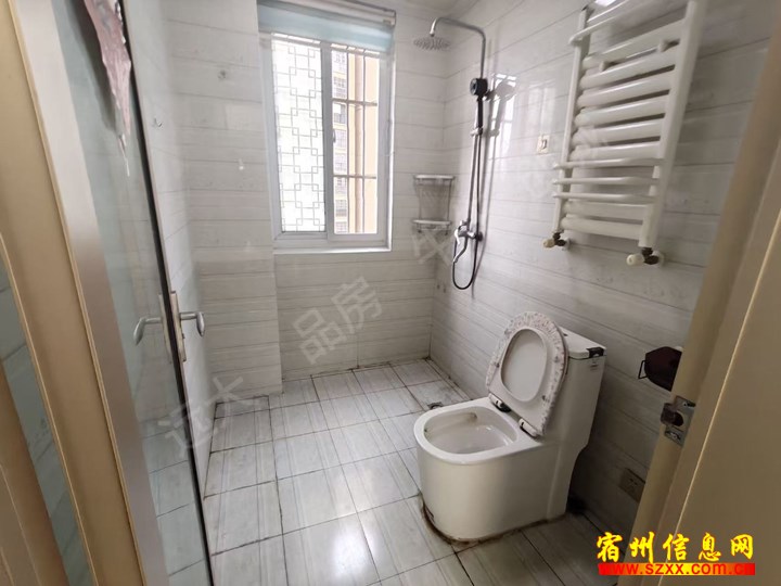 华府春天套房出租