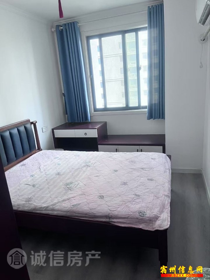 宿州CBD万达住宅精装三室拎包入住1300元/月出租!