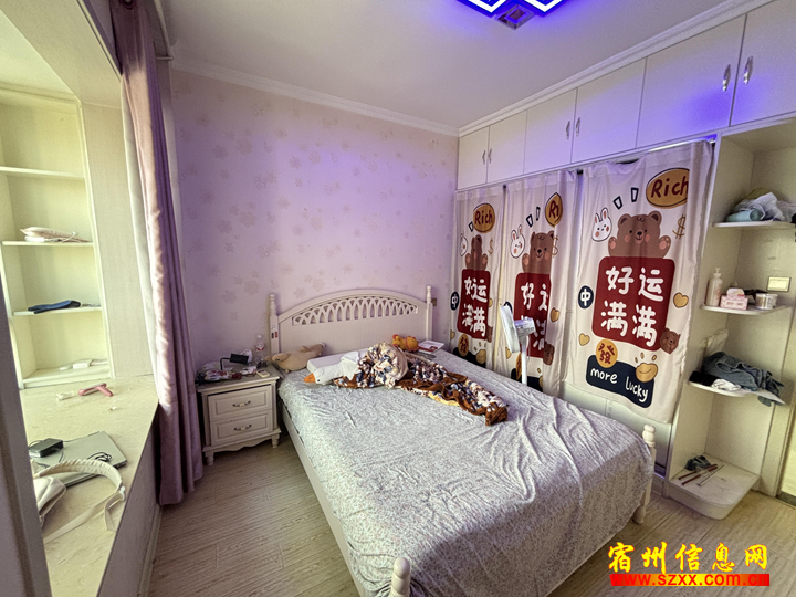 吾悦广场附近小区,精装两室,1100每月!拎包入住