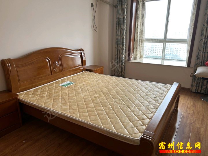两淮新城 中华园 98平 33万 精装 两室两厅