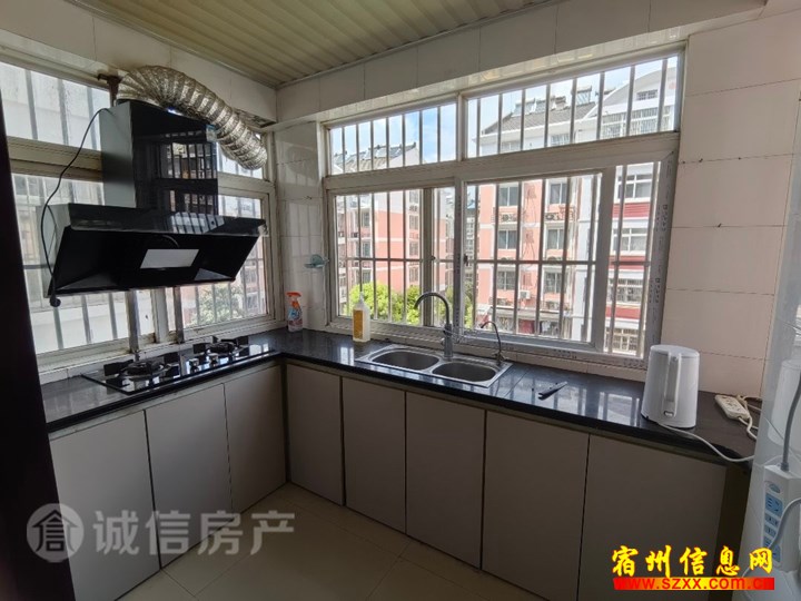 裕城花园 两室拎包入住