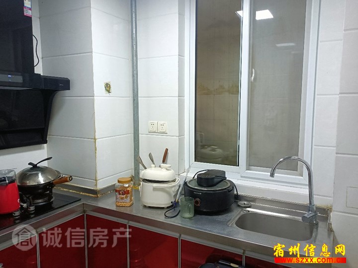 贤林苑700月 精装两室