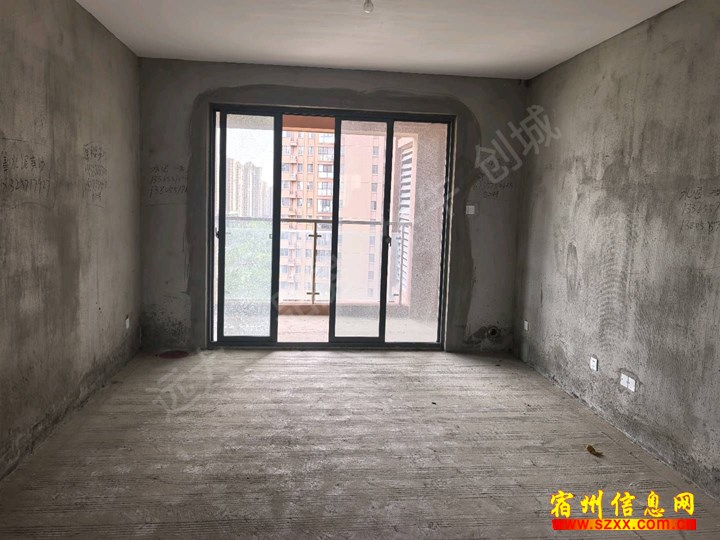 诚心出售 价格好谈 凯旋门毛坯小高层 130平 52万可谈