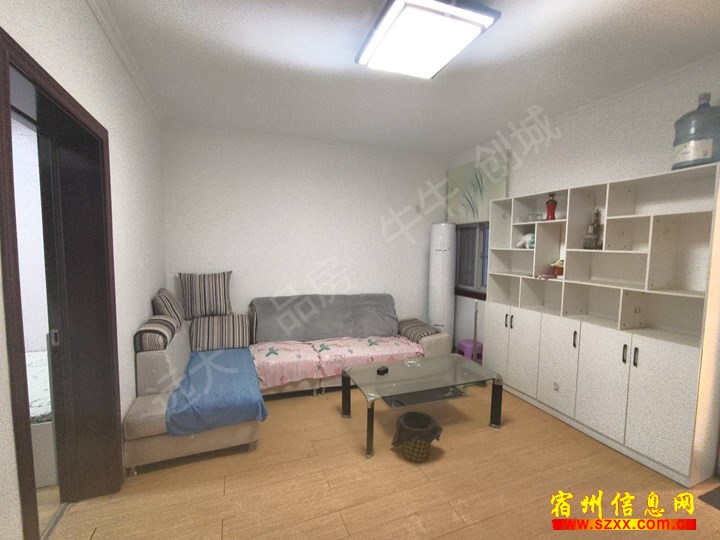 吾悦广场跟前三十处精装两室出租600/月