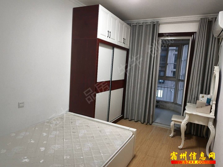 吾悦广场跟前三十处精装两室出租600/月