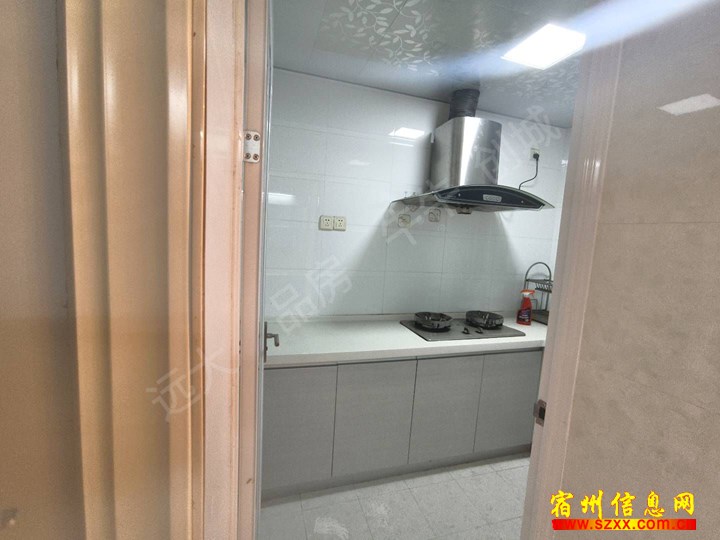 吾悦广场跟前三十处精装两室出租600/月