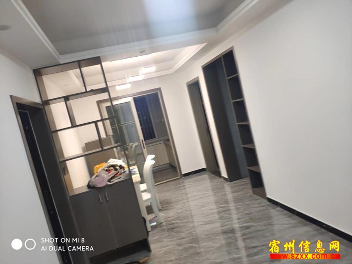 东关康明小区精装三室1200拎包就住随时看房