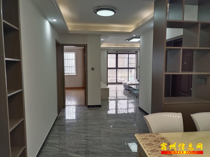 东关康明小区精装三室1200拎包就住随时看房