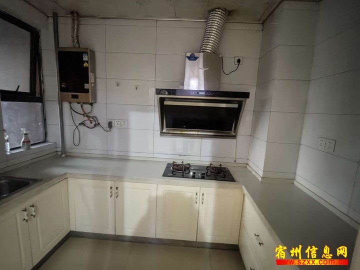 千亩园西区 凯旋门 800月 拎包入住