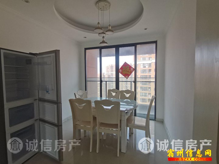 瑞景国际精装三室二厅家具齐全拎包入住
