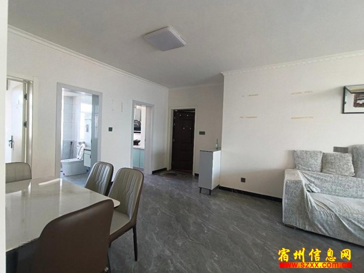 浍淮苑小区三室两厅1200月租