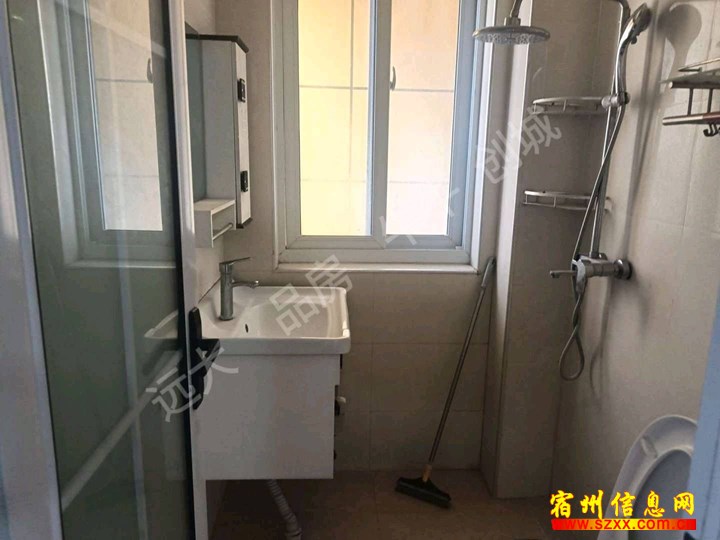 学源居?01栋 1000元/月