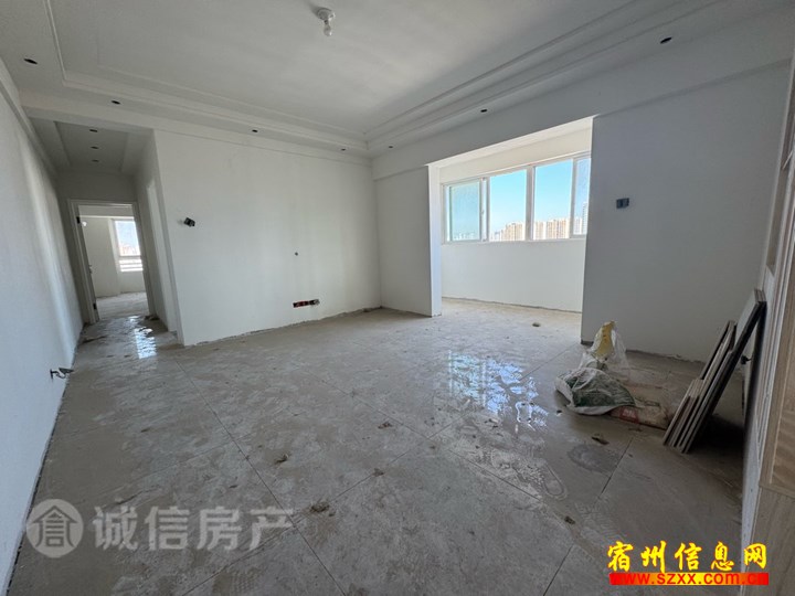 老一中旁普文大厦,三室两厅