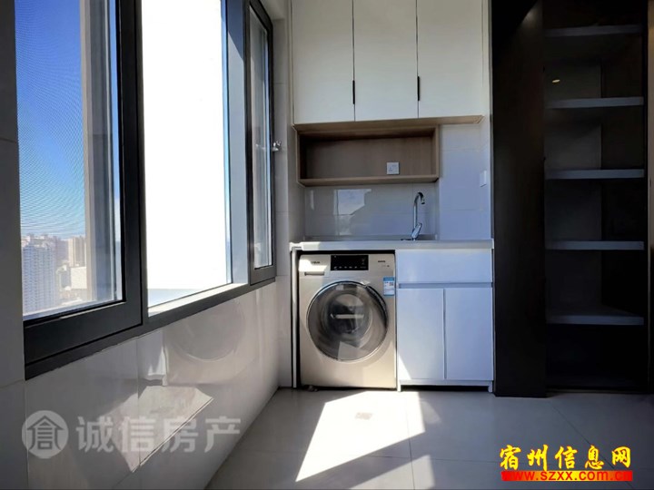 唐园小区南区精装拎包入住二室88平方1100元/月!出租!