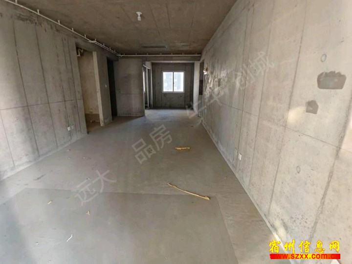 急卖 市中心吾悦旁 兴福园136平方 洋房户型