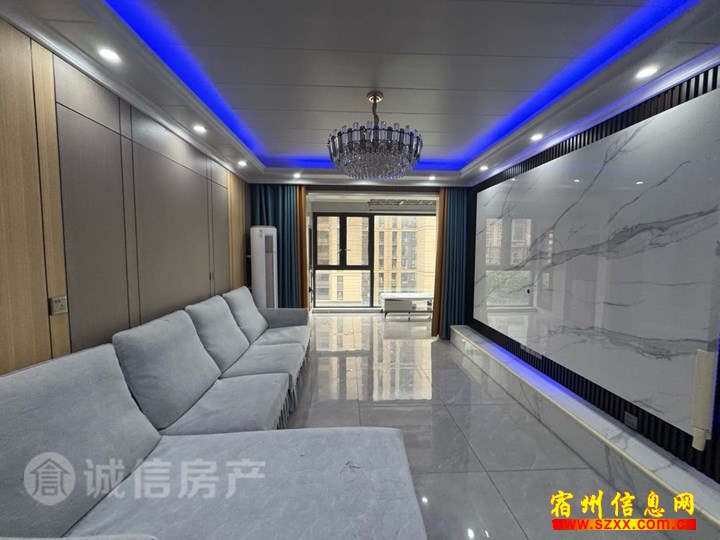 吾悦华府精装修3室双卫1900/月