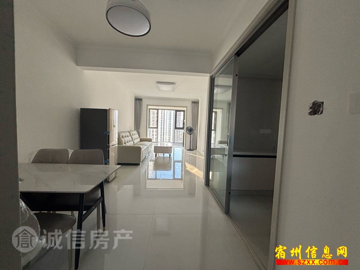吾悦旁兴福园精装三室1500出租