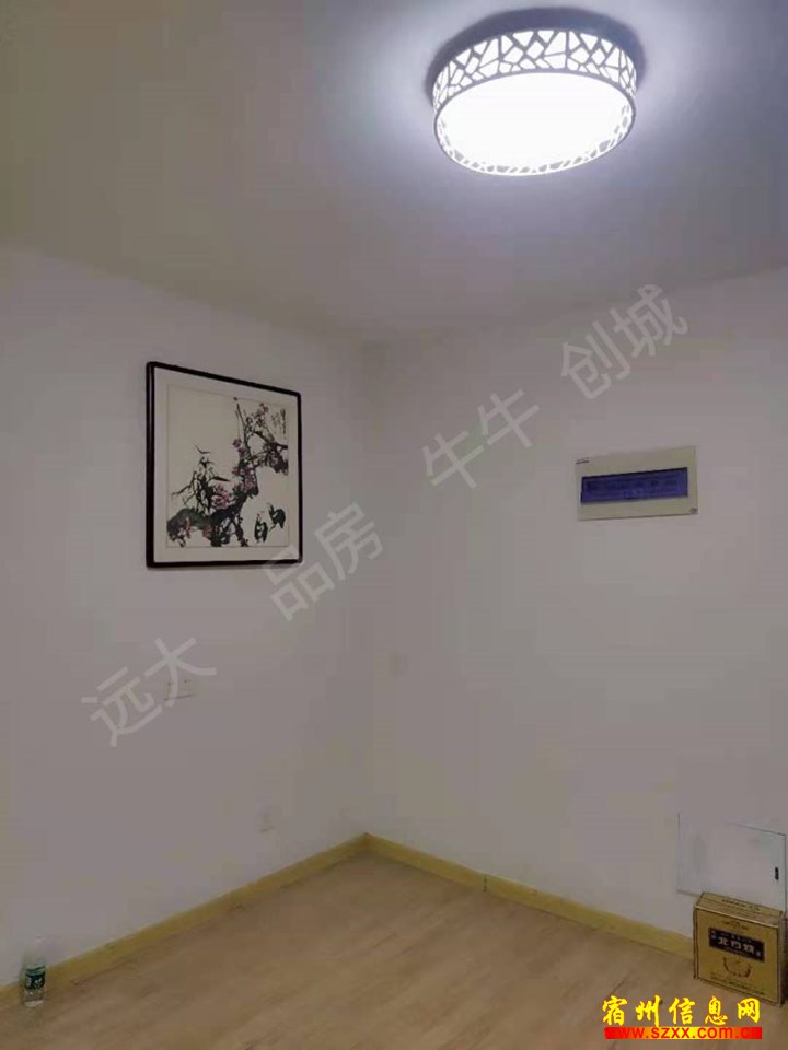 宿城一中附近中装三室1200/月包物业可随时看房