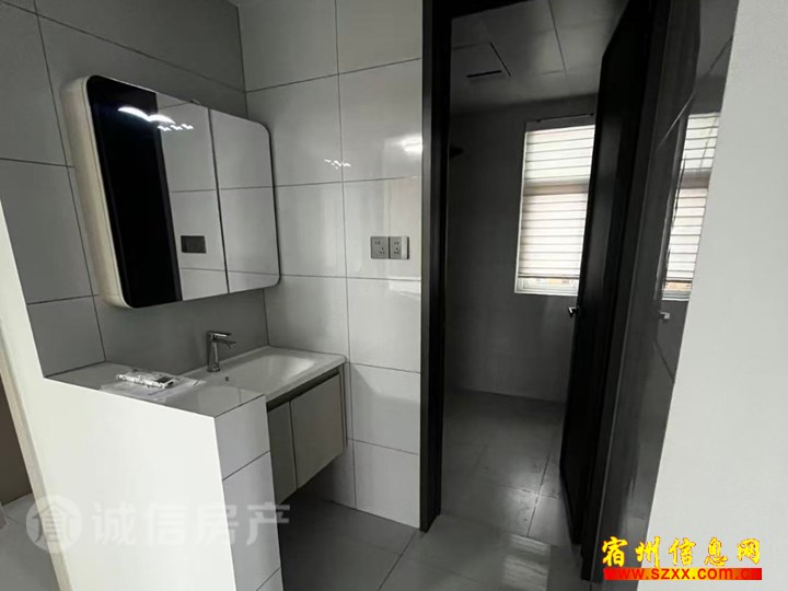 龙登和城B区新房出租
