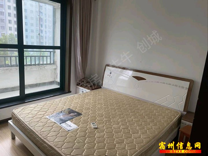 明日世纪花园 650元/月