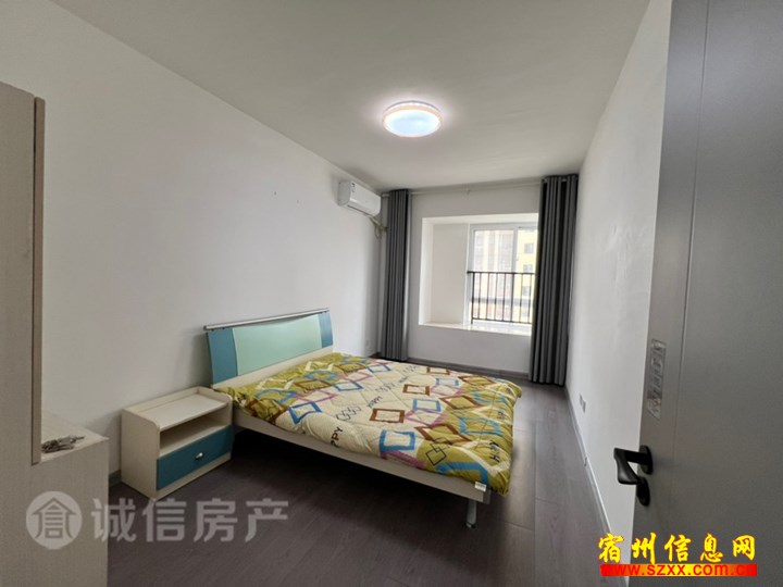 粮干校 三室拎包入住